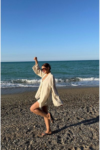 Daves Comfortable Fit Wide Long Sleeve Kimono-Beige