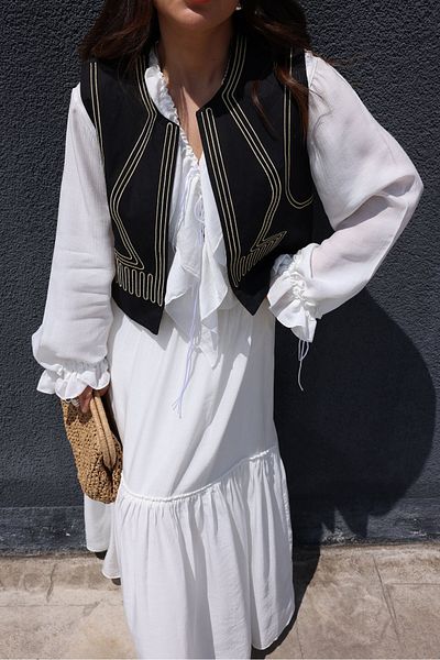 Özge Özgenç Gold Stitching Patterned Vest
