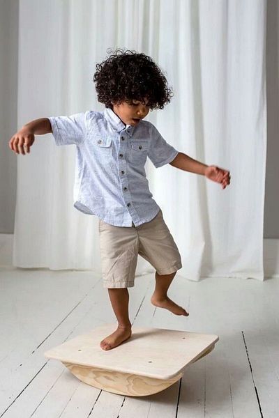 ESLENTA Wooden Balance Board for Kids