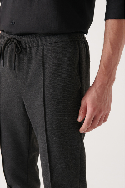 Avva Schwarze Herrenhose mit halbem elastischem Bein A22y3040