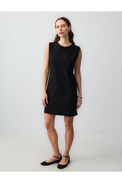 Jimmy Key Black Straight Cut Crew Neck Sleeveless Knitted Mini Dress