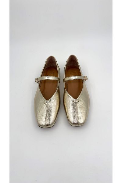Mariolucci Women's Casual Babet Genuine Gold Flotter Leather