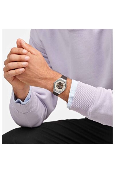 Swatch Syxs158 Men's Wristwatch