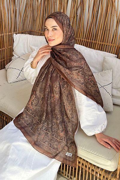 lamelif Retro Pattern Soft Shawl Milk Coffee