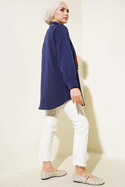 YILMAZBARMAZ Women's V-Piece Shirt