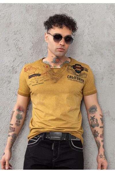 Cipo & Baxx CT783 Men’s Buttoned V-Neck T-Shirt with California Print