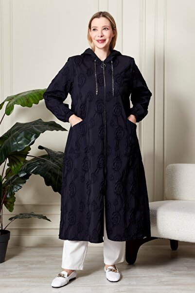 Ferace Women's Plus Size Hooded Jacquard Cap