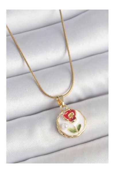 Clariss 316L Steel Gold Color Chain White Minimal Flower Embroidered Pearl Detail Portrait Model Women's Necklace
