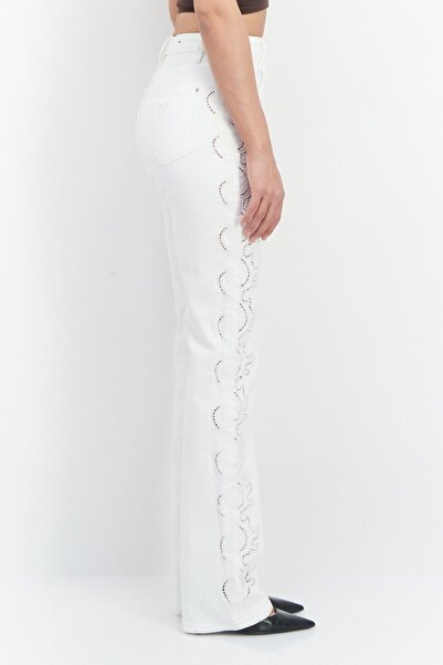 Guess Women Straight Fit Textured Denim Jeans, White