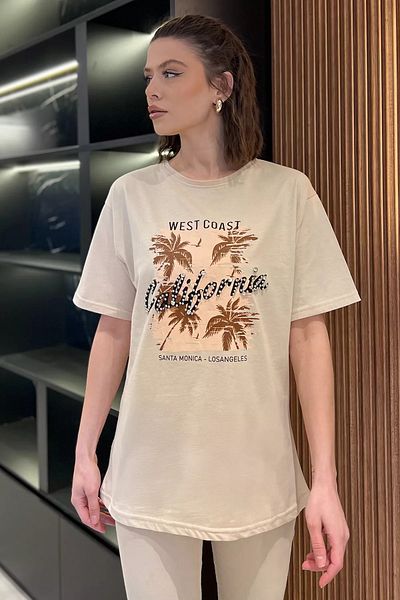 GÜLSELİ Tricou de damă cu gât roșu cu piatră imprimat California bej