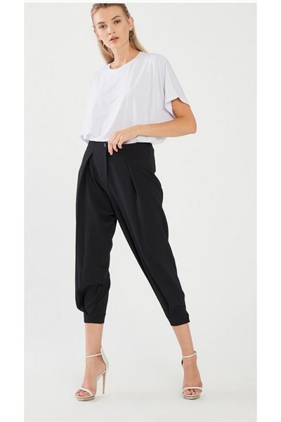 Ramior Premium Black Carrot Trousers with High Waist and Pockets