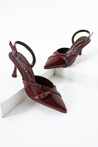 AlbiShoes Çift Toka Detaylı Arkası Açık Rugan Sivri Burun 8 Cm Ince Topuklu Stiletto Kadın Ayakkabı