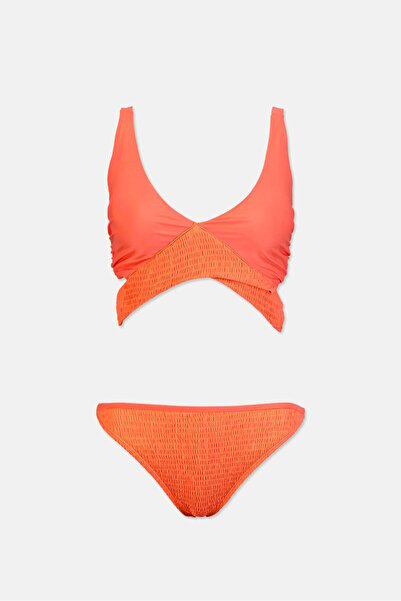 YMI بدلة سباحة نسائية من قطعتين مع جزء علوي مبطن، لون مرجاني حي