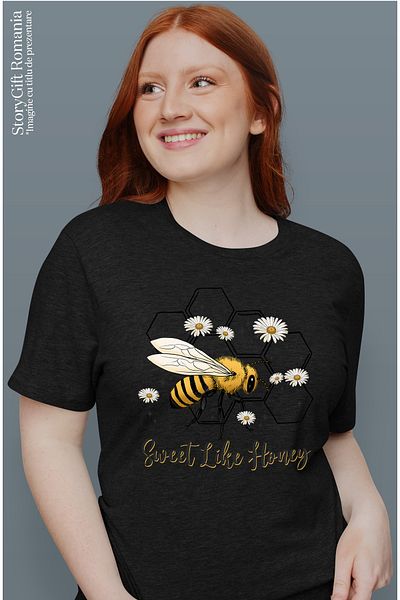 StoryGift Romania Tricou Femei cu albina si cu floricele albe cu mesajul "Sweet like honey", dulce BLK_XL