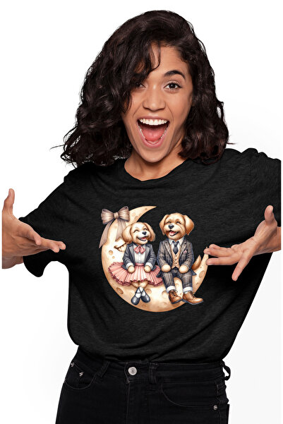 StoryGift Romania Tricou Femei cu o catelusa si un catel care stau pe semilun...