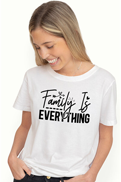 StoryGift Romania Tricou Femei cu mesajul in engleza "Family is everything" - familia este totul WHT_XS