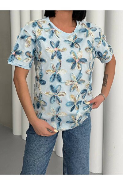 Butik Serdivan Γυναικείο λαιμόκοψη τούλι λουλουδάτο κοντομάνικο βαμβακερό μπλουζάκι Trend New Season με αξεσουάρ λουλουδιών