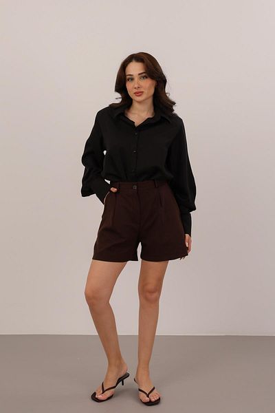FACETTE Women's Brown Short Shorts