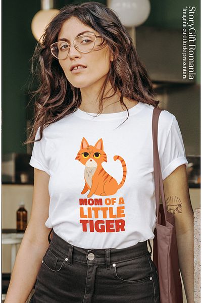 StoryGift Romania Women's T-Shirt With Orange Cat, Message In English Mom Of A Little Tier, Cats WHT_M