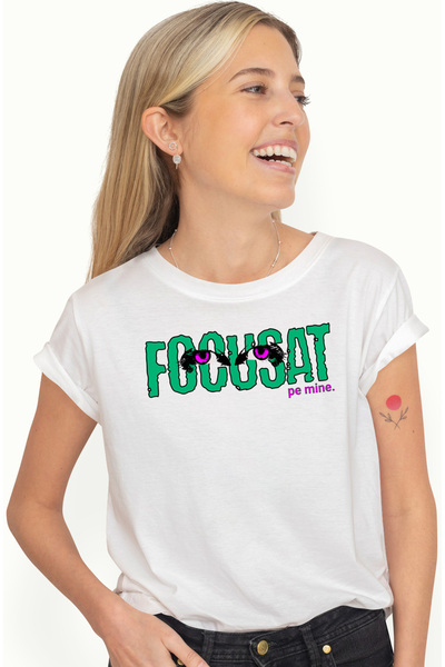 StoryGift Romania Tricou Femei Ochii de femeie mov, Text FOCUSAT PE MINE cu i...