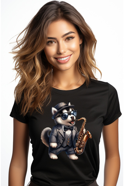 StoryGift Romania Tricou Femei cu un catel Husky care canta la saxofon, ilust...