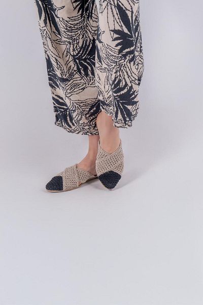 lovitto Closed Toe Cross Knitwear Women's Slippers