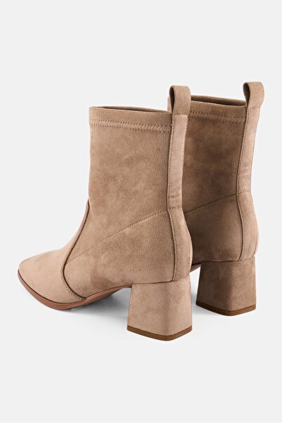 Steve Madden Women Donger Slip On Ankle Boots, Beige