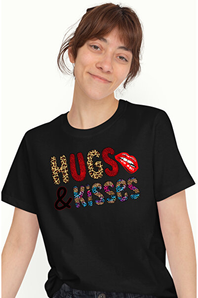 StoryGift Romania Tricou Femei cu mesajul "Hugs & Kisses", buze rosii, litere...