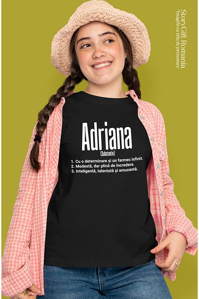 StoryGift Romania Tricou Femei Cu Numele Adriana, Si Mesaj Motivational, Determinare, Modesta, Int Blk_m