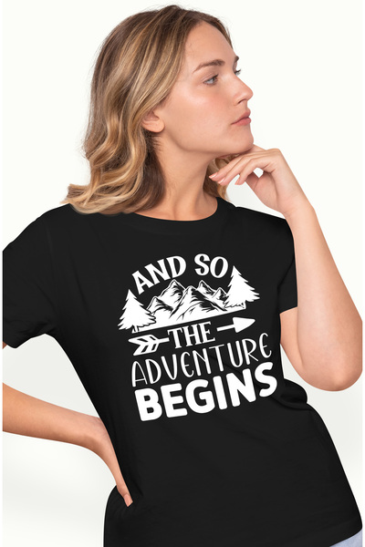 StoryGift Romania Tricou Femei cu peisaj montan si textul "Si asa incepe aven...