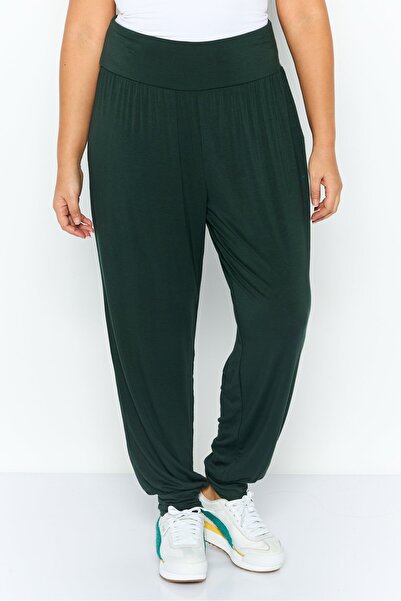 hummel Women Sportswear Fit Outdoor Sweatpants, Dark Green