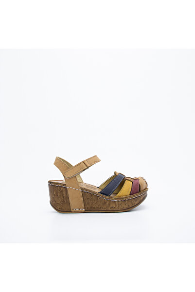 CONSUELO Ortopedik Dolgu Topuklu Cırtlı Deri Sandalet 11430