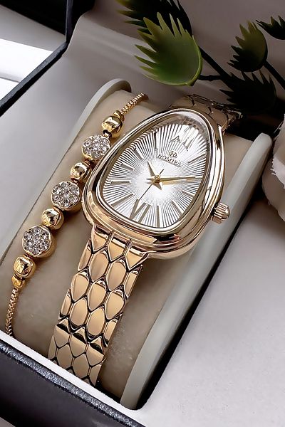 Homies Women's Watch with Special Boxed Chain 3 Atm Waterproof Gold Color Steel Band + Bracelet Hmb3001C1