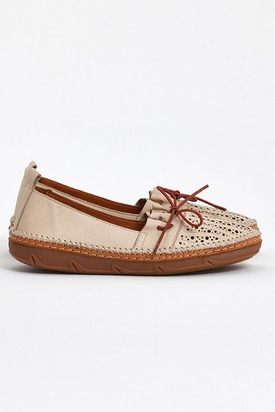Venüs Pantofi confortabili din piele de damă bej - 23197131 y