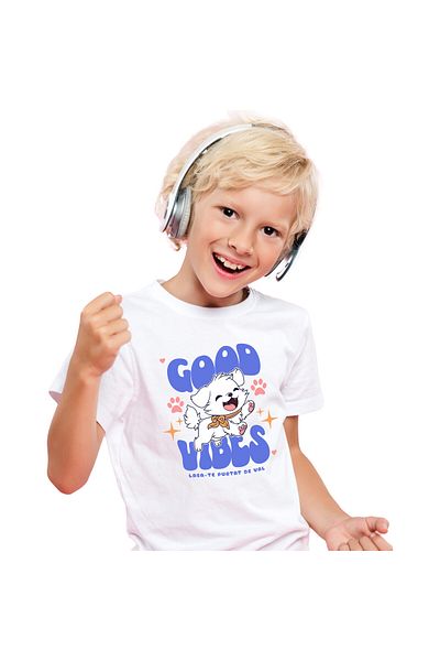 StoryGift Romania Children's T-shirt with White Dog with Orange Bow Cheerful Running, Furry Animal with i,White_8ANI