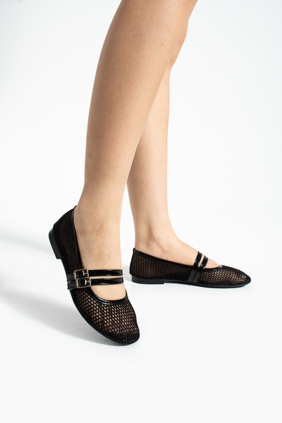 Şan's Shoes راقصة الباليه من القماش الشبكي الأسود