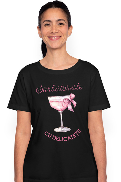StoryGift Romania Tricou Femei Sarbatoreste cu delicatete pahar roz sampanie ...