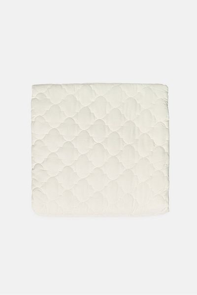 NANETTE LEPORE 3 Pieces King Quilted Bedspread With Pillow Case Set, Ivory