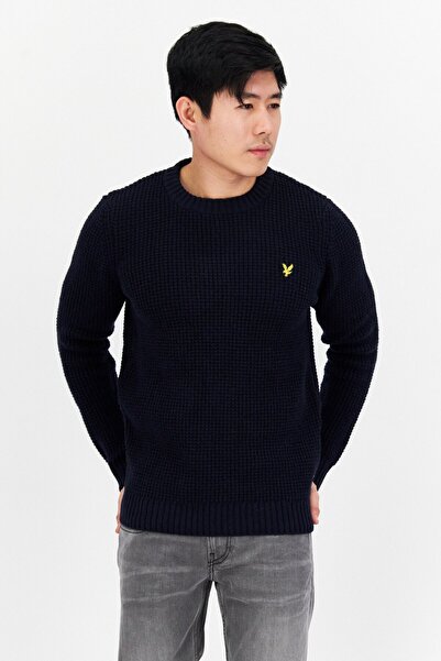 Lyle & Scott سترة رجالي ذات رقبة دائرية ومطرزة بشعار، أزرق داكن