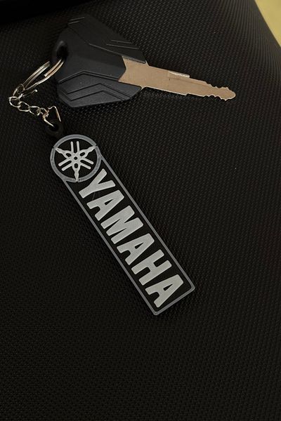 Banxtre For Yamaha Engine Assembly Black-And-White Keychain (1 Pcs)