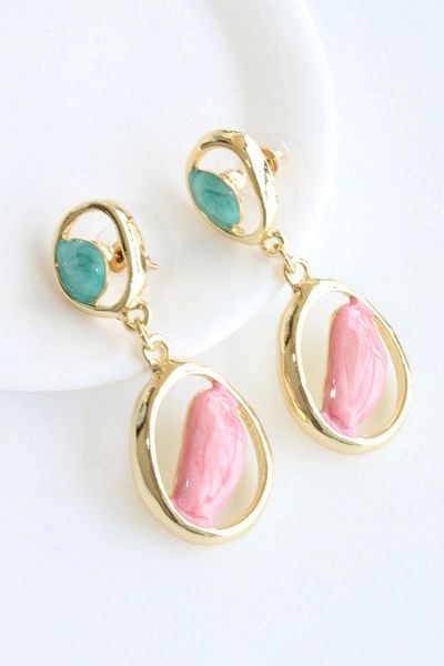 Leo'Stone Vip Asymmetrical Dangle Enamel Stone Design Does Not Tarnish Does Not Lose Color Women's Steel Earrings
