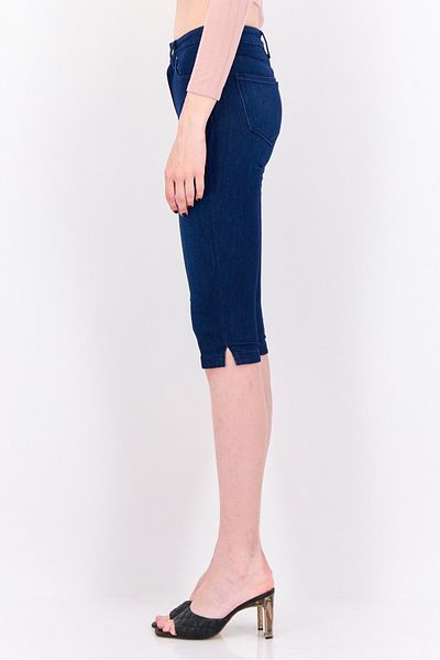 Tommy Hilfiger Women Slim Fit Washed Capri Jeans, Blue