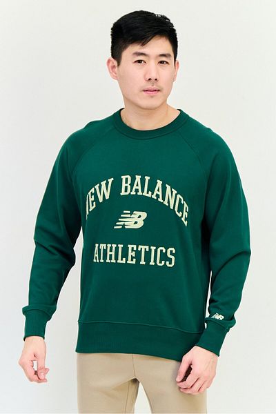 New Balance Men Relaxed Fit Long Sleeves Outdoor Sweatshirt, Green