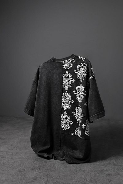 Slatra Ανδρικό μπλουζάκι από ύφασμα Anthracite Paisley Special Washed Oversize