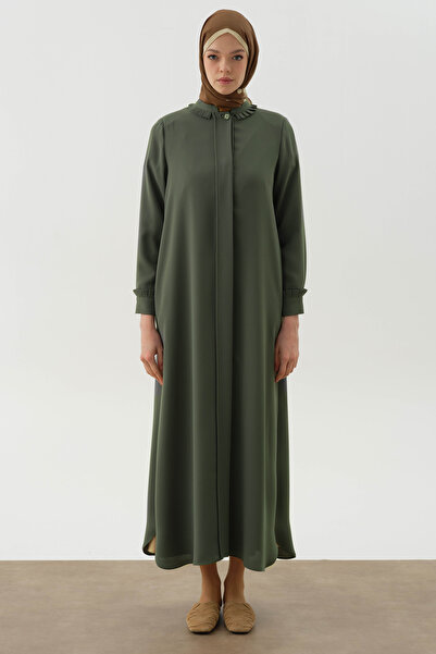 Tuğba Manşet ve Yaka Çift Kat Pile Detaylı Ferace - Haki