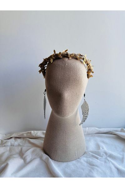Bukiro Spring Themed Crown Leaf Detailed Adjustable Crown Design Hair Accessory