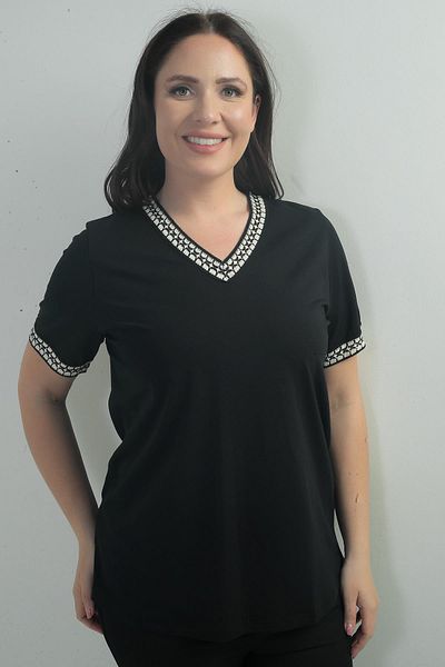 By Saygı Women's Large Size Comfortable Fit Blouse with Collar and Sleeve Stripes
