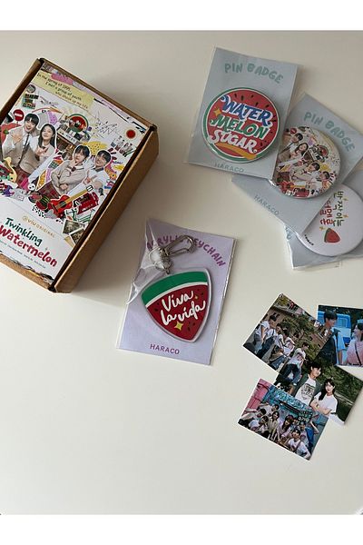 Hara Company Twerkling Watermelon K-Drama Viva La Vida Keychain and Badge Set