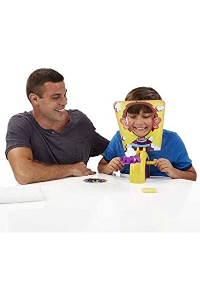 Hasbro Pie Face Challenge Game
