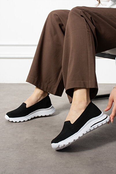 Trendpink Чорні трикотажні балетки (біла підошва) Повсякденні жіночі кросівки